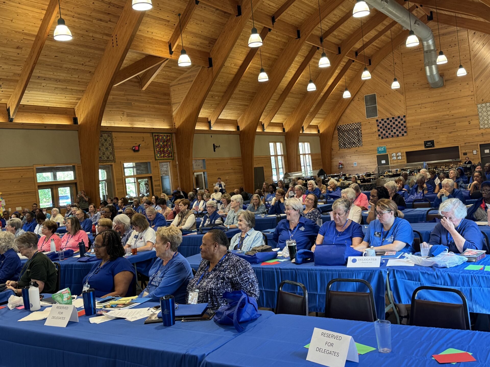 “Let Your Light Shine”: Nearly 200 Daughters of the King Unite for Province IV Fall Retreat 